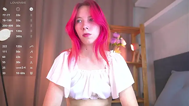 JuliannaWenger online show from 10-10-25, 04:28