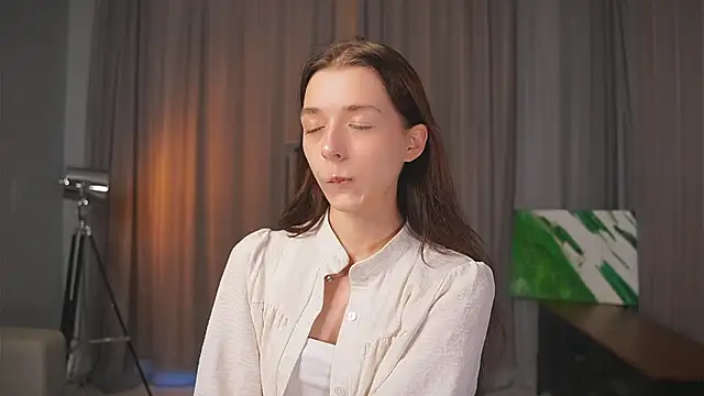 RoxieBolich online show from 09-19-25, 01:34
