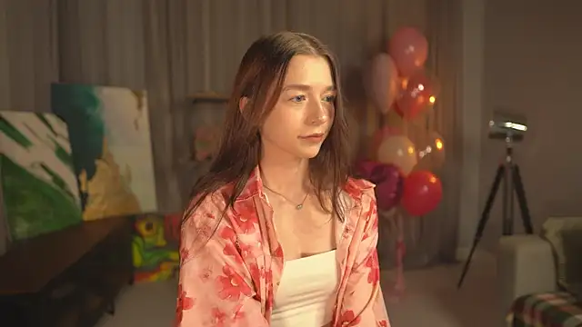 RoxieBolich online show from 10-13-25, 01:44