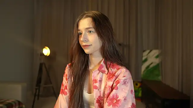 RoxieBolich online show from 10-22-25, 01:44