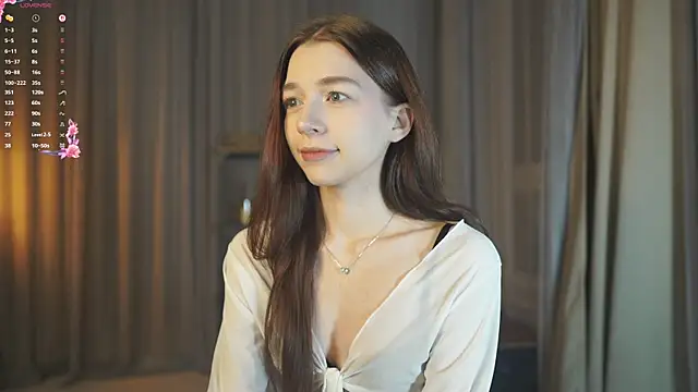 RoxieBolich online show from 11-10-25, 01:43