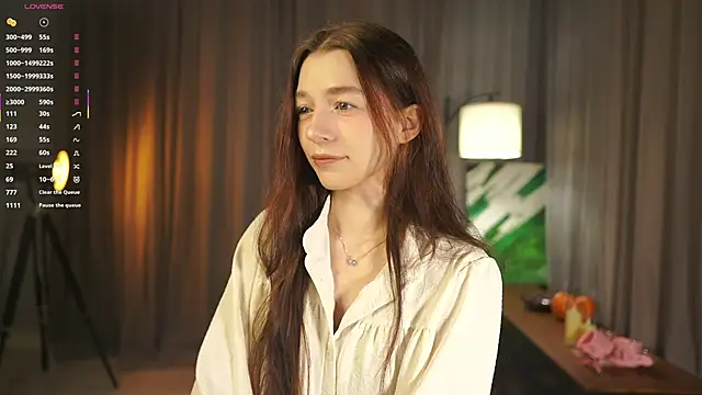 RoxieBolich online show from 11-14-25, 01:54