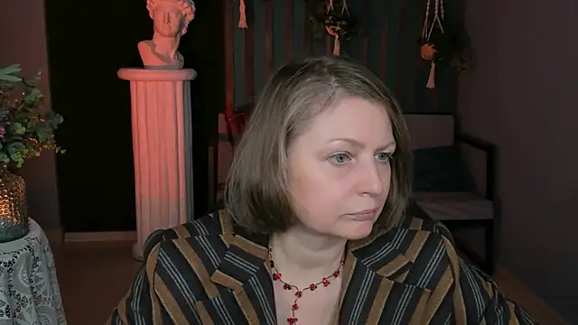 TiffanyBrauny online show from 09-11-25, 09:20