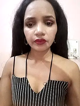 queen lizaa online show from 11-12-25, 04:18