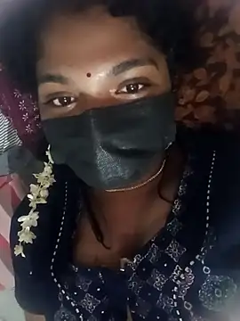 Snapshot of swetha01430 chatting on 09-13-25, 09:03 swetha01430 online show from 09-13-25, 09:03