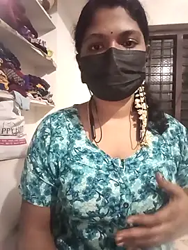 Snapshot of swetha01430 chatting on 09-18-25, 04:09 swetha01430 online show from 09-18-25, 04:09