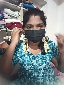 Snapshot of swetha01430 chatting on 10-17-25, 04:20 swetha01430 online show from 10-17-25, 04:20