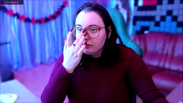 KatrinClark online show from 11-05-25, 04:40