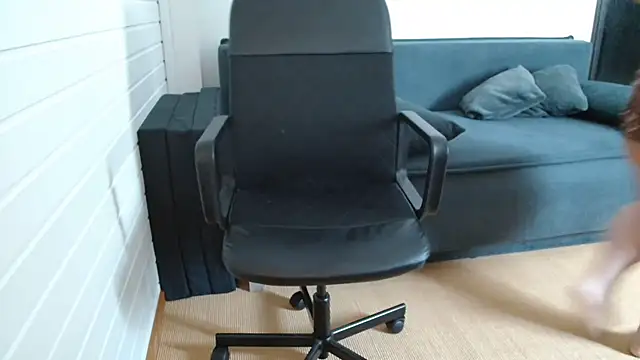 Snapshot of Mirayay chatting on 11-04-25, 09:30 Mirayay online show from 11-04-25, 09:30