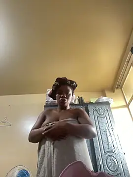 Babedaawl online show from 12-19-25, 11:39