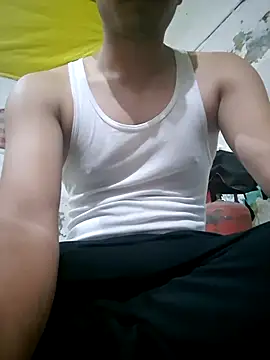 Snapshot of RockRolaxxx chatting on 11-07-25, 05:35 RockRolaxxx online show from 11-07-25, 05:35