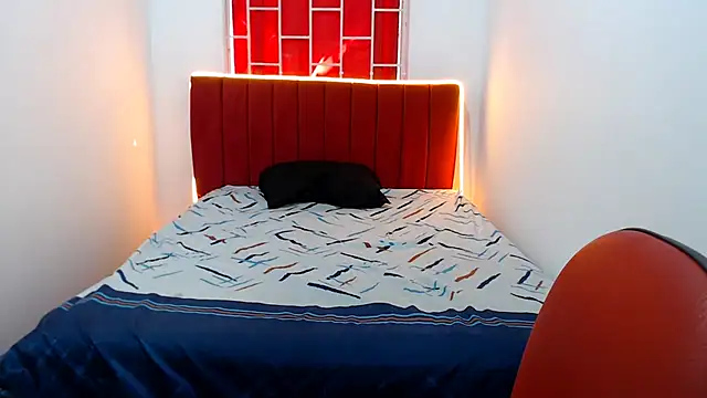 emili veryhot online show from 10-09-25, 07:12