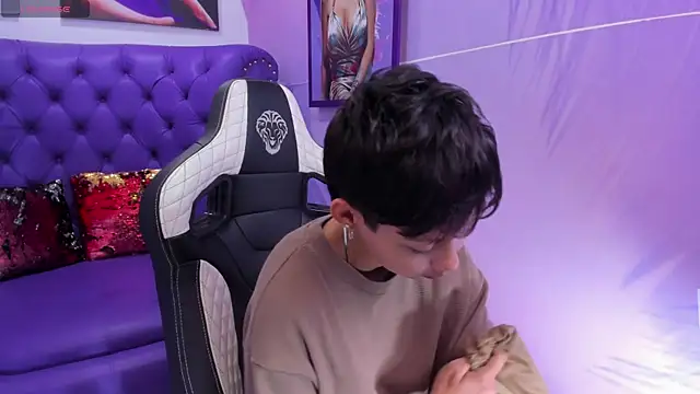 tefi meow online show from 10-12-25, 12:04