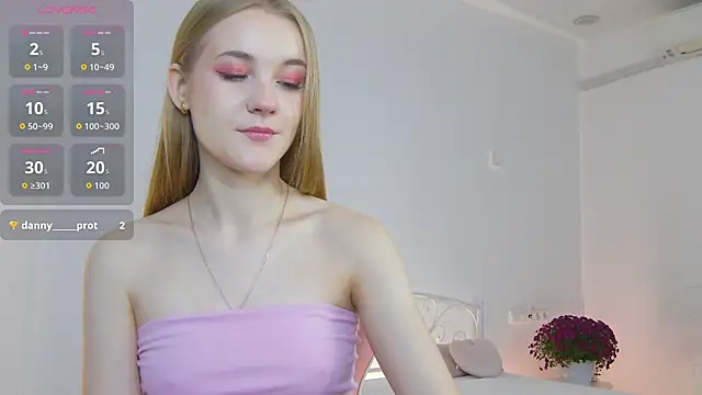 KumiKruz online show from 11-10-25, 02:27