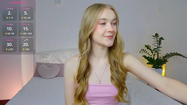 KumiKruz online show from 11-15-25, 02:35