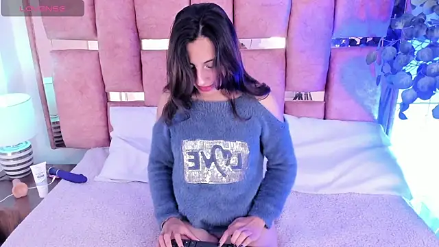 angelica cute12 online show from 10-13-25, 07:47