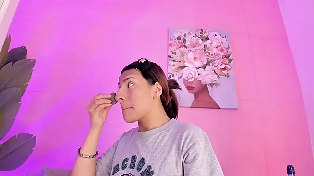 angelica cute12 online show from 11-10-25, 06:18