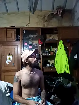 Snapshot of hairy_mannn chatting on 10-14-25, 08:20 hairy mannn online show from 10-14-25, 08:20