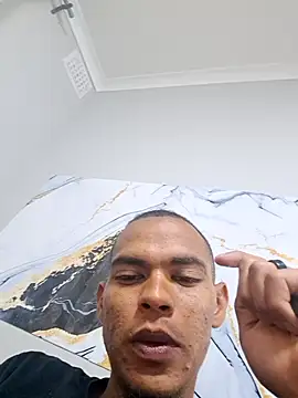 LuciousLyon online show from 11-05-25, 09:04