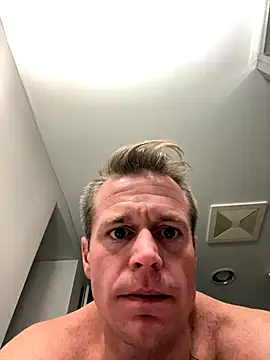 DILFiGuess11 online show from 10-30-25, 06:04