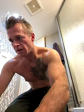 DILFiGuess11 online show from 11-05-25, 04:23