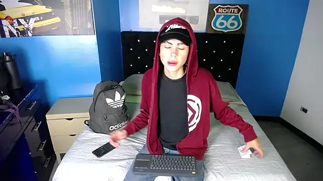 Aaron Fordd online show from 10-17-25, 05:59