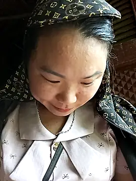 may-squirl online show from 10-20-25, 02:23