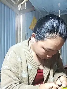 may-squirl online show from 11-02-25, 05:54