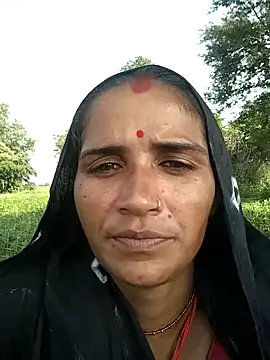 Snapshot of HOT_DAAN79 chatting on 09-12-25, 09:42 HOT DAAN79 online show from 09-12-25, 09:42