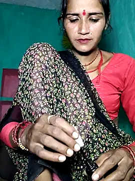 Snapshot of HOT_DAAN79 chatting on 09-13-25, 03:12 HOT DAAN79 online show from 09-13-25, 03:12