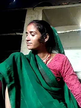 Snapshot of HOT_DAAN79 chatting on 09-15-25, 02:33 HOT DAAN79 online show from 09-15-25, 02:33