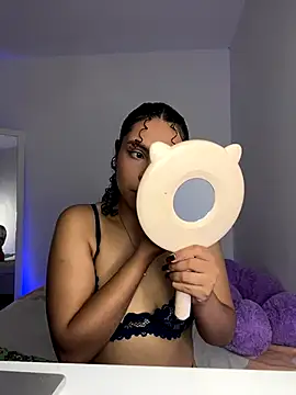 ViolettaMiller  online show from 10-09-25, 03:15