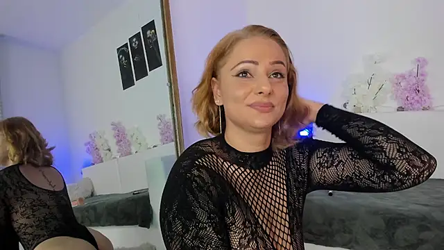 HoneyKissy online show from 11-08-25, 07:08