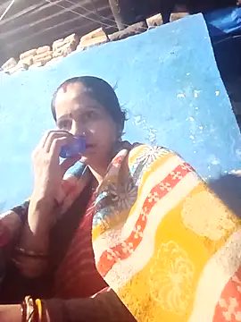 Jooli xx online show from 10-13-25, 01:33