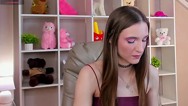 Alisha Green online show from 10-17-25, 09:12