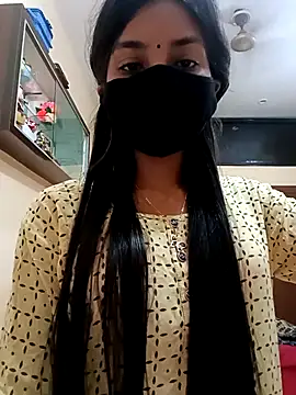 Hotty Muskaan online show from 09-21-25, 12:18