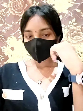 Hotty Muskaan online show from 10-05-25, 07:34