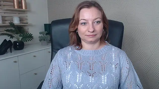 Snapshot of angelaSamt chatting on 11-13-25, 06:34 angelaSamt online show from 11-13-25, 06:34