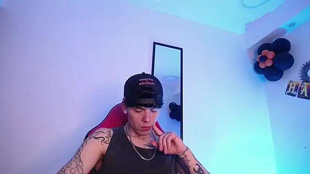 Snapshot of Anhonymus_ chatting on 11-03-25, 03:52 Anhonymus online show from 11-03-25, 03:52