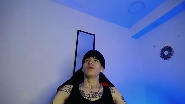 Snapshot of Anhonymus_ chatting on 11-07-25, 04:01 Anhonymus online show from 11-07-25, 04:01