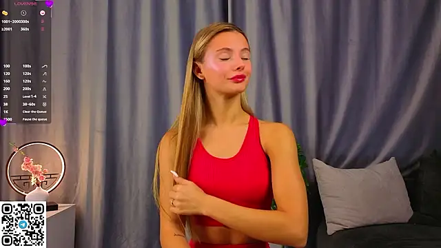 NaughtySeraphine online show from 02-10-26, 05:11