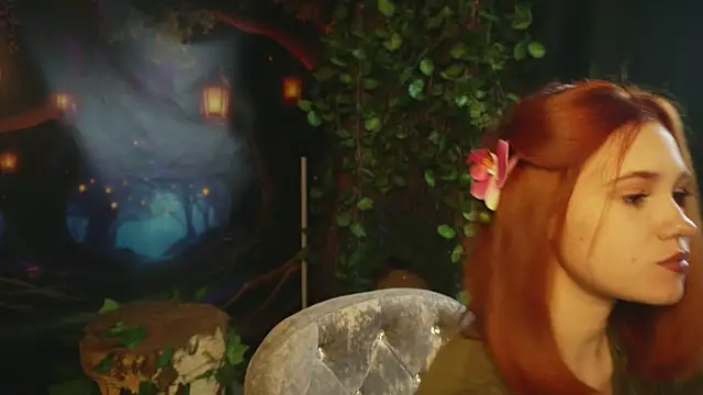 Snapshot of eliz_gallen chatting on 12-01-25, 06:02 eliz gallen online show from 12-01-25, 06:02