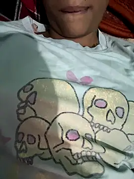 Snapshot of Romantic-jeeva chatting on 09-11-25, 03:23 Romantic-jeeva online show from 09-11-25, 03:23