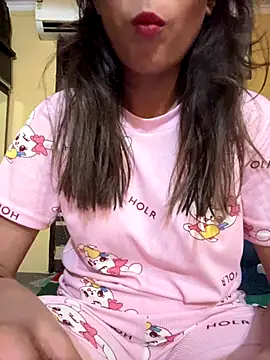 Snapshot of Romantic-jeeva chatting on 09-17-25, 01:35 Romantic-jeeva online show from 09-17-25, 01:35