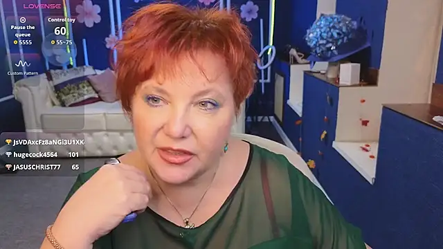 Kira Kenett online show from 11-27-25, 06:59