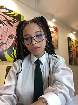 Snapshot of DaniCollinn_ chatting on 03-18-26, 01:14 DaniCollinn online show from 03-18-26, 01:14