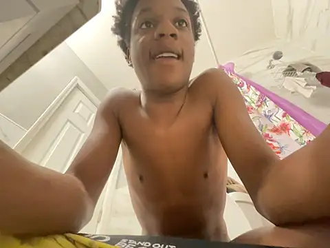 Snapshot of dmmeformerch chatting on 02-24-26, 04:38 dmmeformerch online show from 02-24-26, 04:38