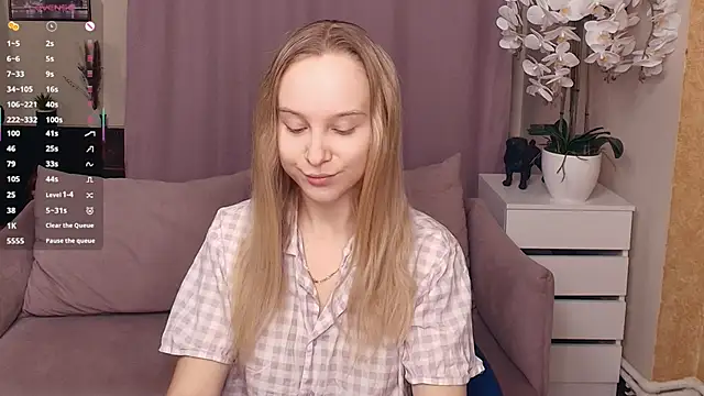 SoonMoor online show from 02-06-26, 07:28