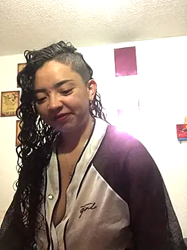 Paris 11 online show from 10-10-25, 01:54