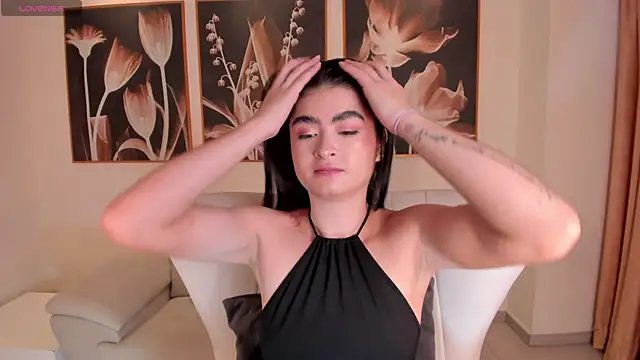 LucyWeiss  online show from 11-09-25, 06:50